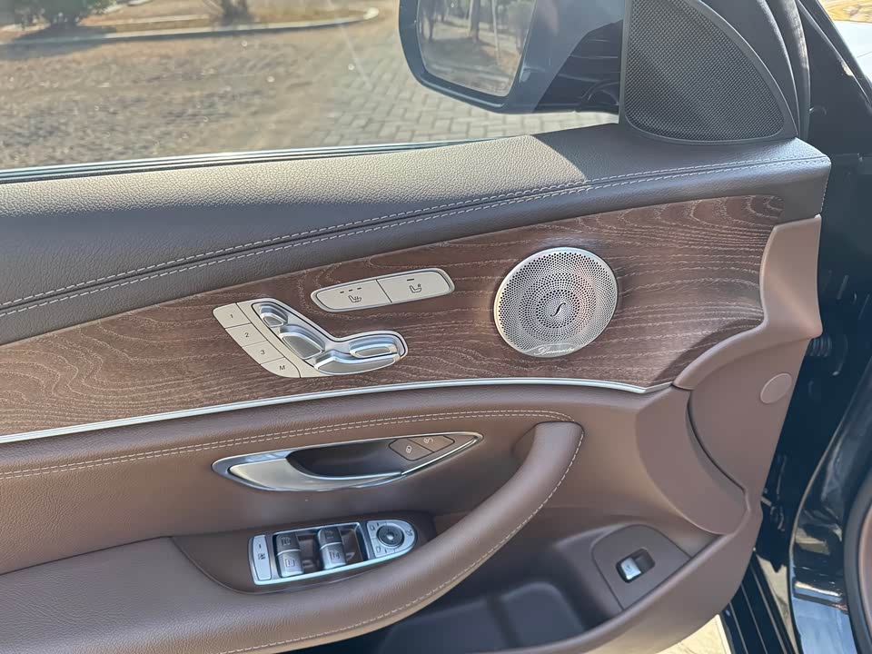 Mercedes-Benz E-class Mercedes-Benz E-class