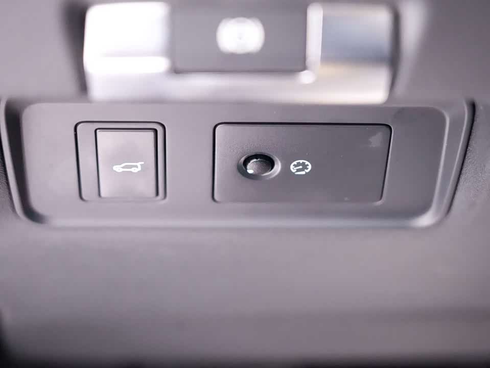 Land Rover Discover sports
