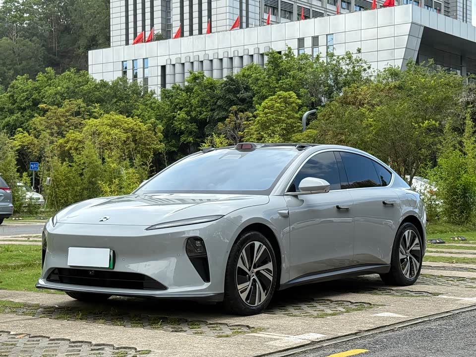 NIO ET5 NIO ET5