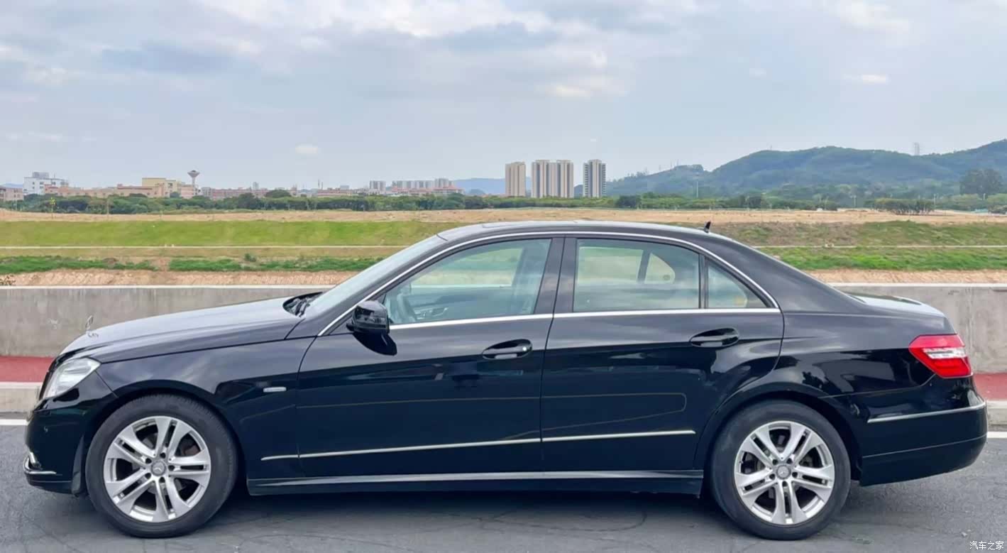 Mercedes-Benz E-Class, 2010 6
