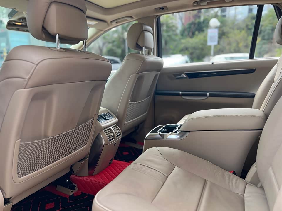 Mercedes-Benz R-class