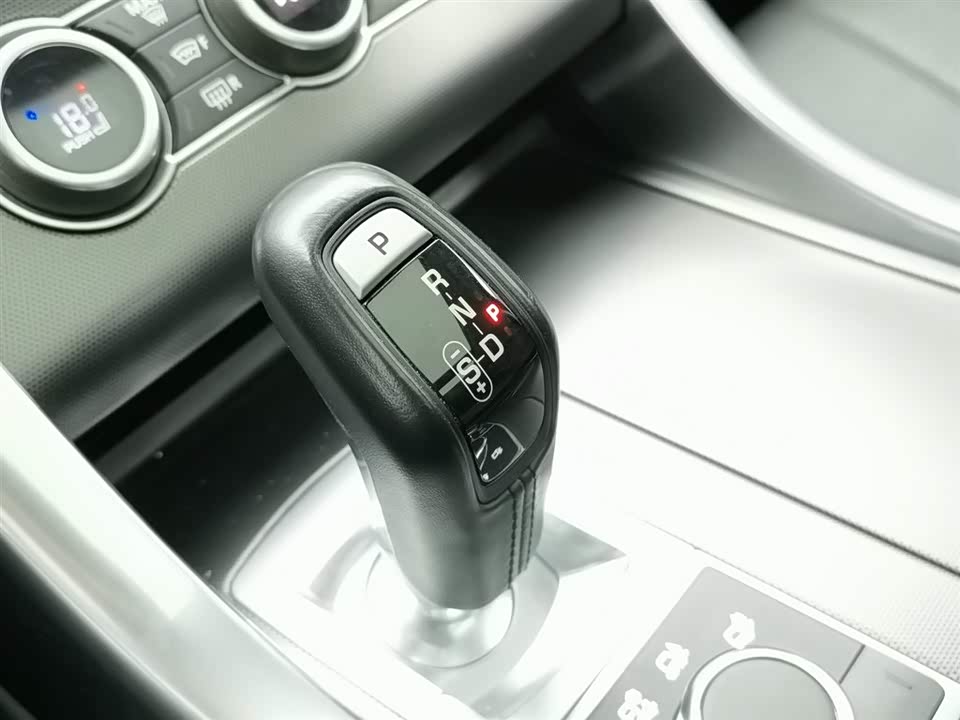Land Rover Range Rover Sport Land Rover Range Rover Sport