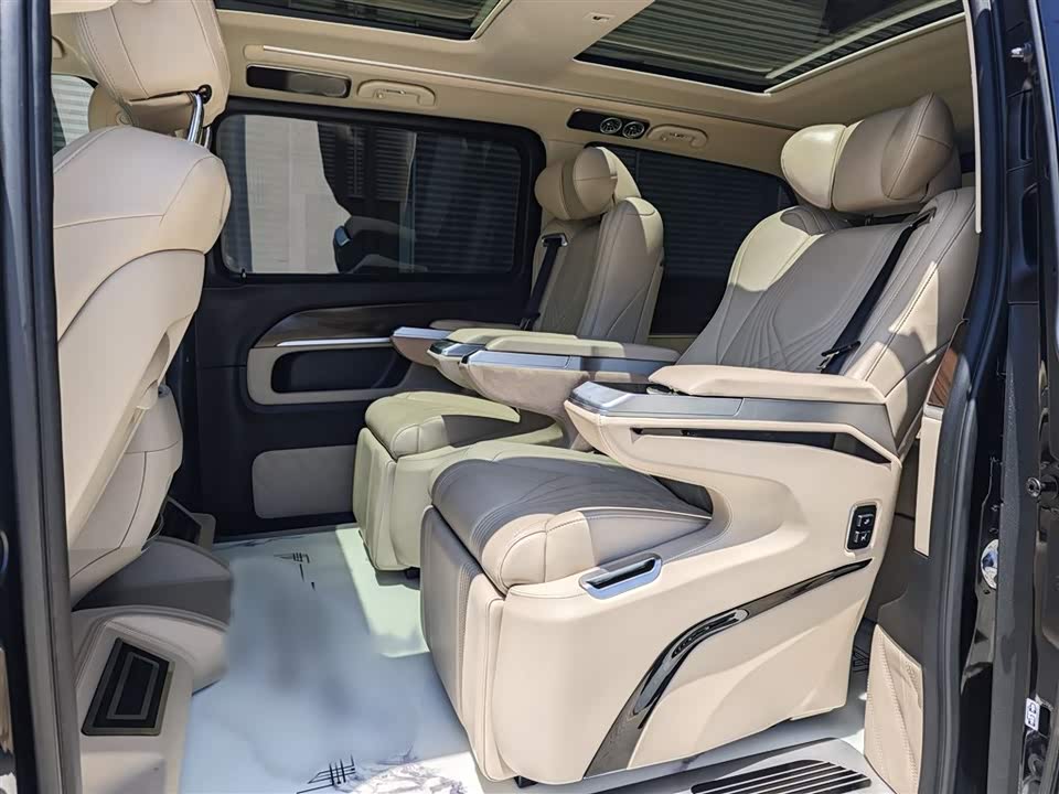 Mercedes-Benz V-class Mercedes-Benz V-class
