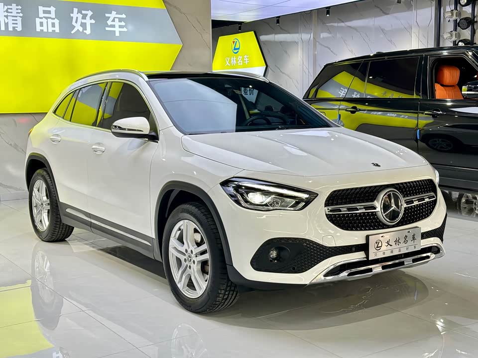 Mercedes-Benz GLA