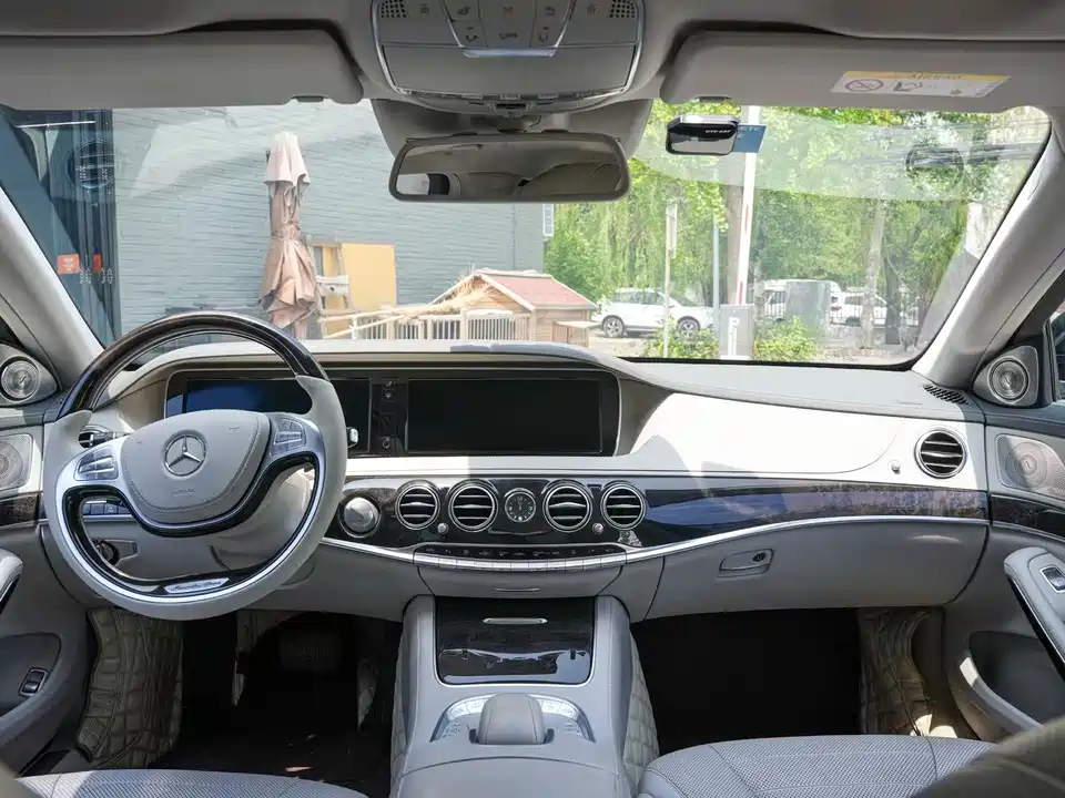 Mercedes-Benz S-class Mercedes-Benz S-class