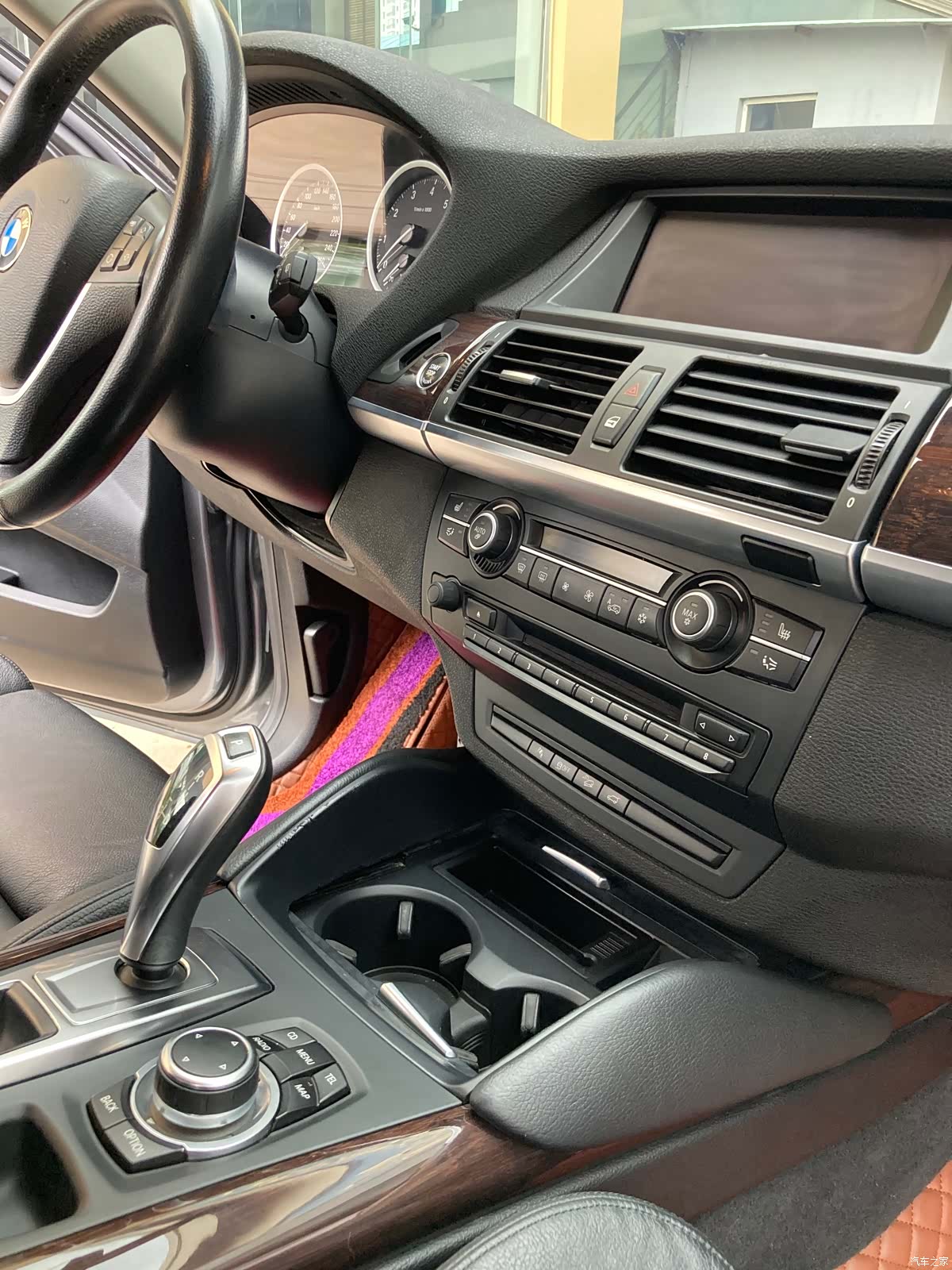 BMW X6, 2012 15