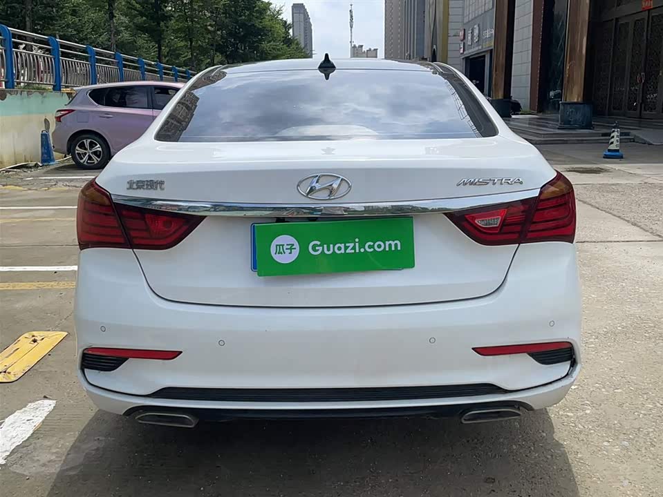 Hyundai Name picture
