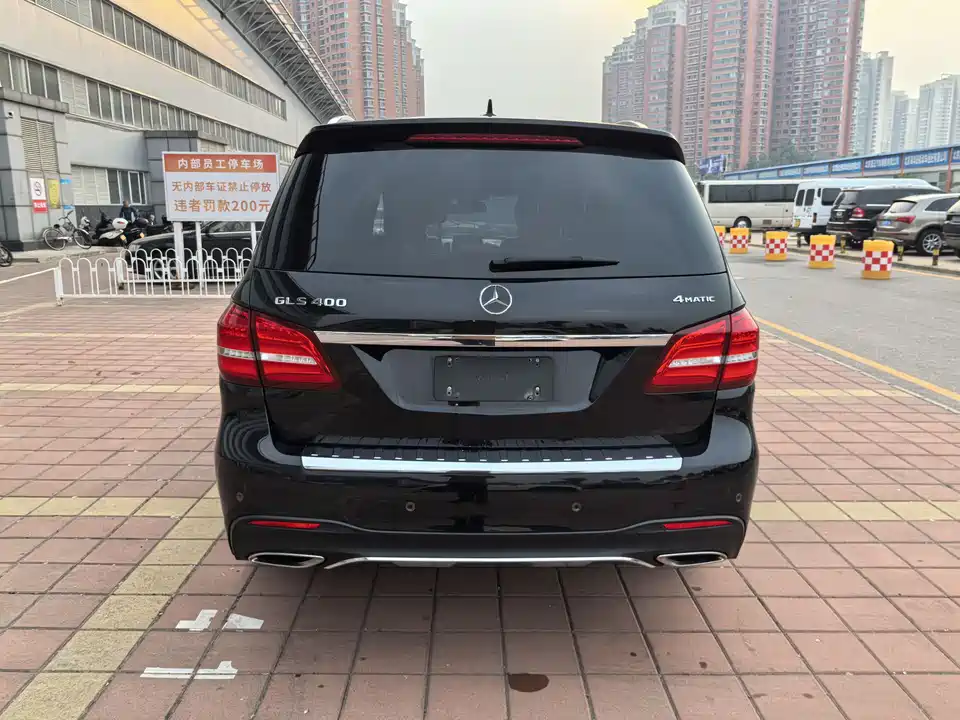 Mercedes-Benz GLS Mercedes-Benz GLS