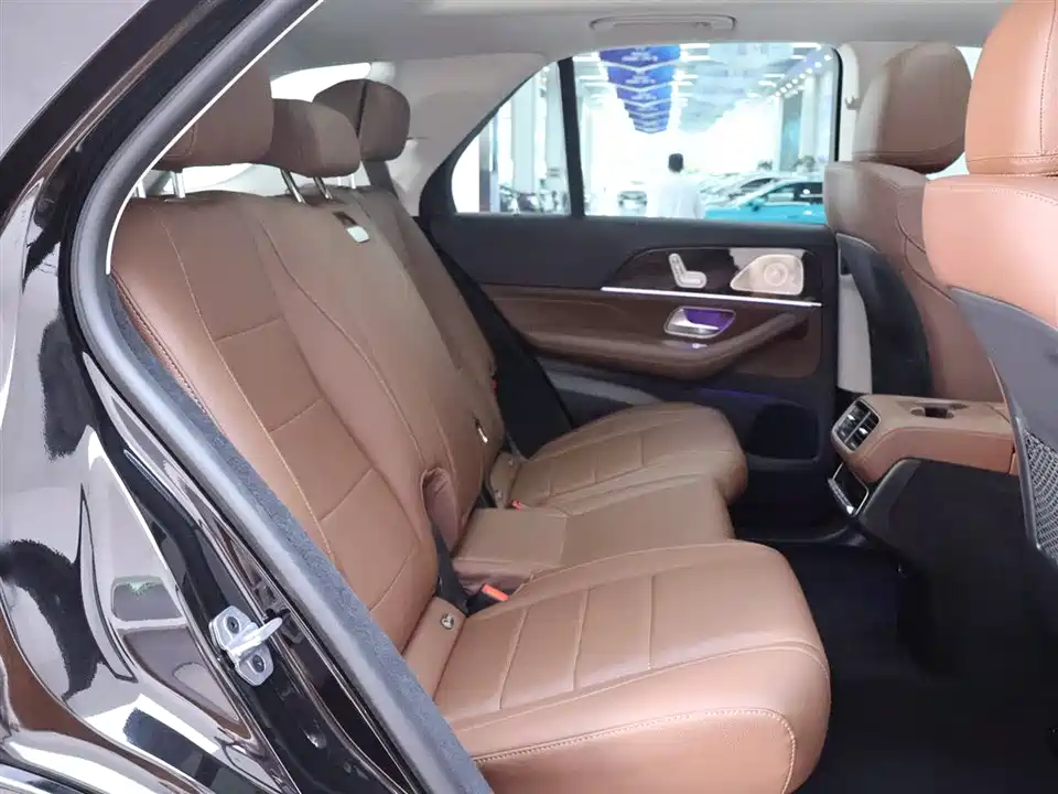 Mercedes-Benz GLE Mercedes-Benz GLE