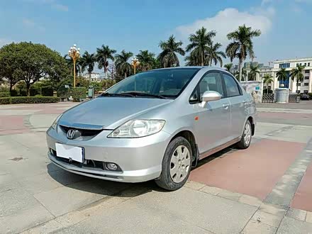 飞度2004款 三厢 1.3l 手动