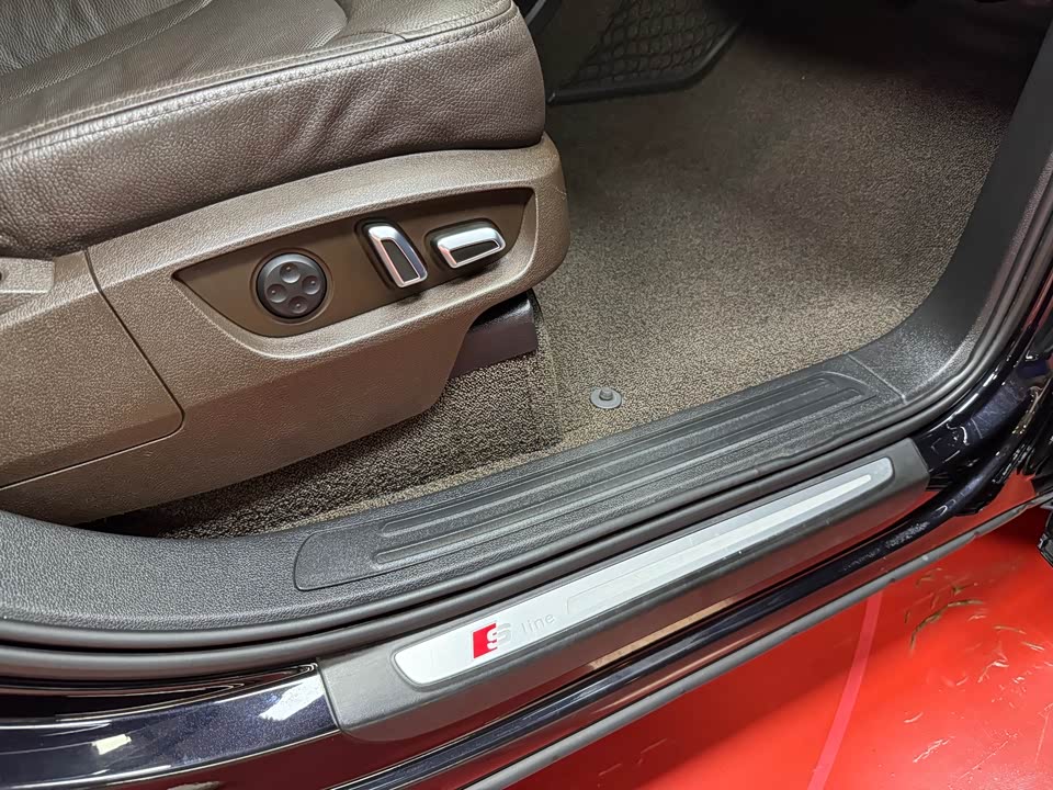 Audi Q7 Audi Q7