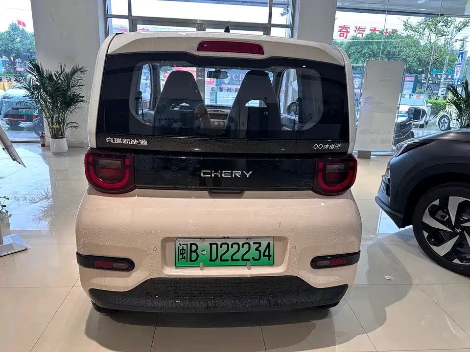 Chery QQ ice cream