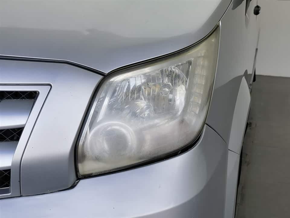 Foton Tuano Foton Tuano