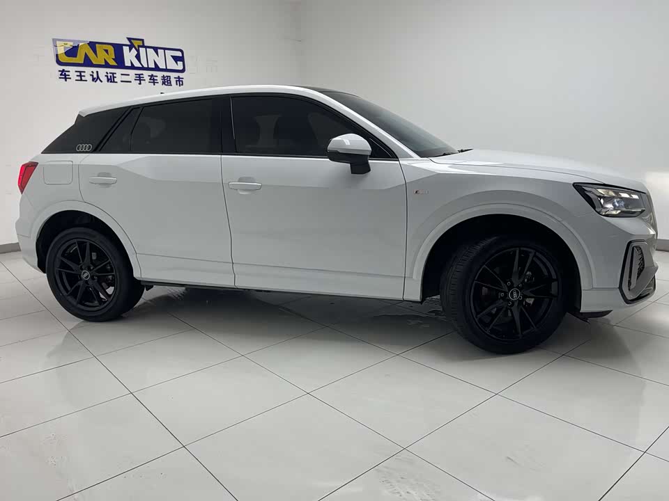 Audi Q2L Audi Q2L