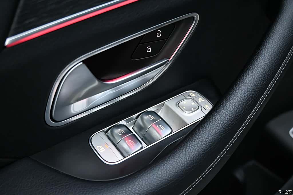 Mercedes-Benz GLS, 2023 18