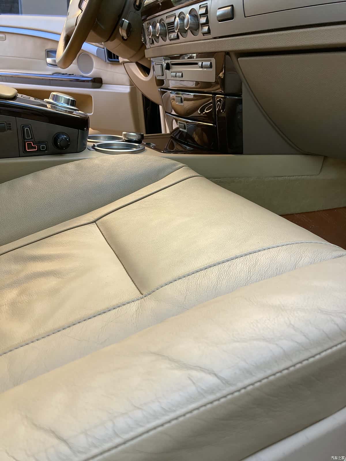 BMW 7 Series, 2009 13