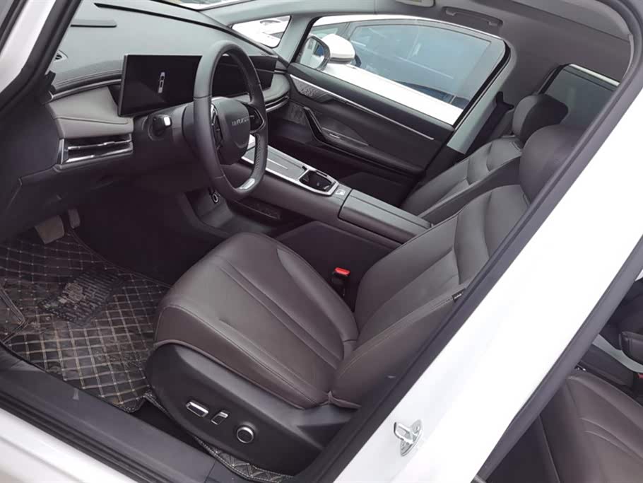MAXUS Chase G70 MAXUS Chase G70
