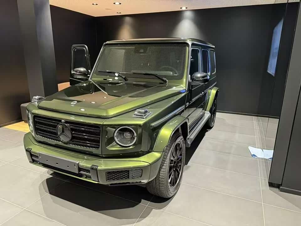 Mercedes-Benz G-class