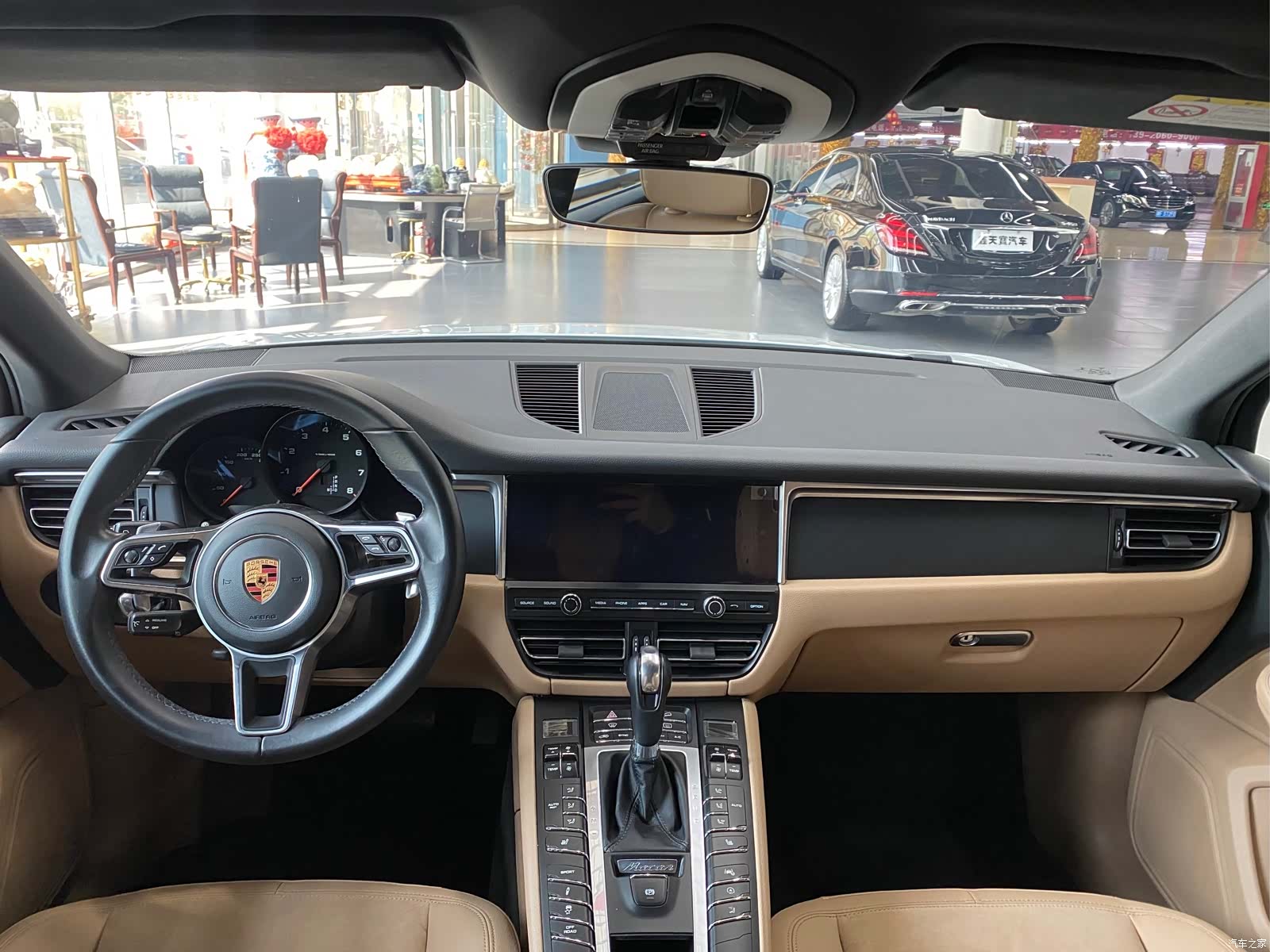 Porsche Macan, 2019 9