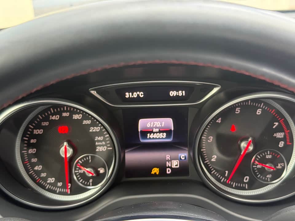 Mercedes-Benz CLA