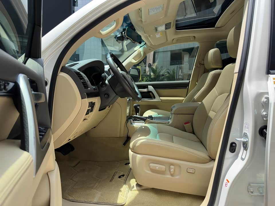 Toyota Landkuluze Toyota Landkuluze