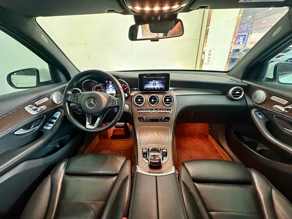 Mercedes-Benz GLC Mercedes-Benz GLC