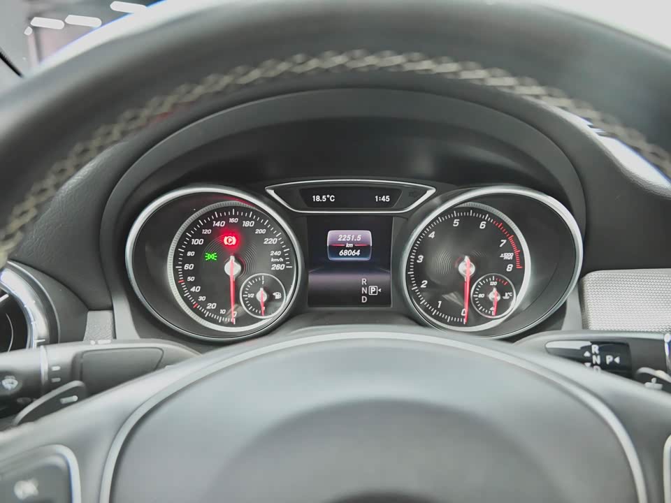 Mercedes-Benz CLA