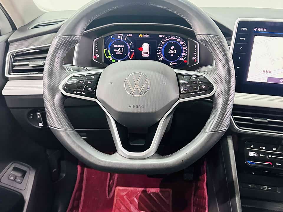 Volkswagen Tiguan L Volkswagen Tiguan L