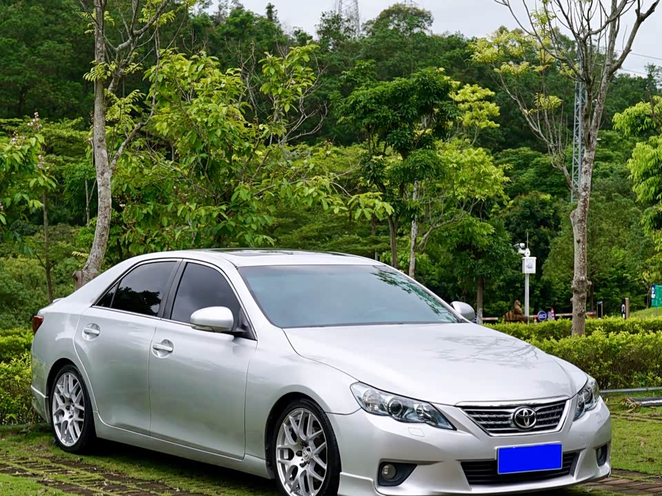 Toyota Reiz Toyota Reiz