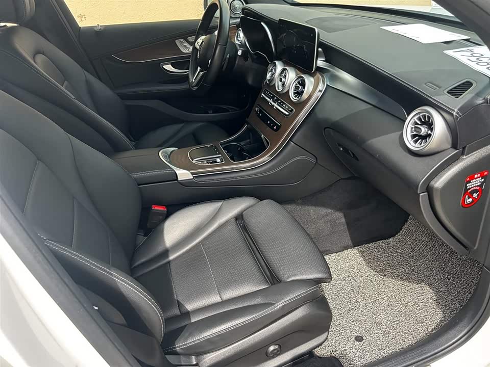 Mercedes-Benz GLC Mercedes-Benz GLC