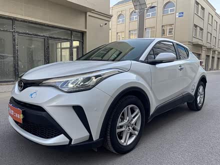 丰田c-hr 2021款 2.0l 舒适版