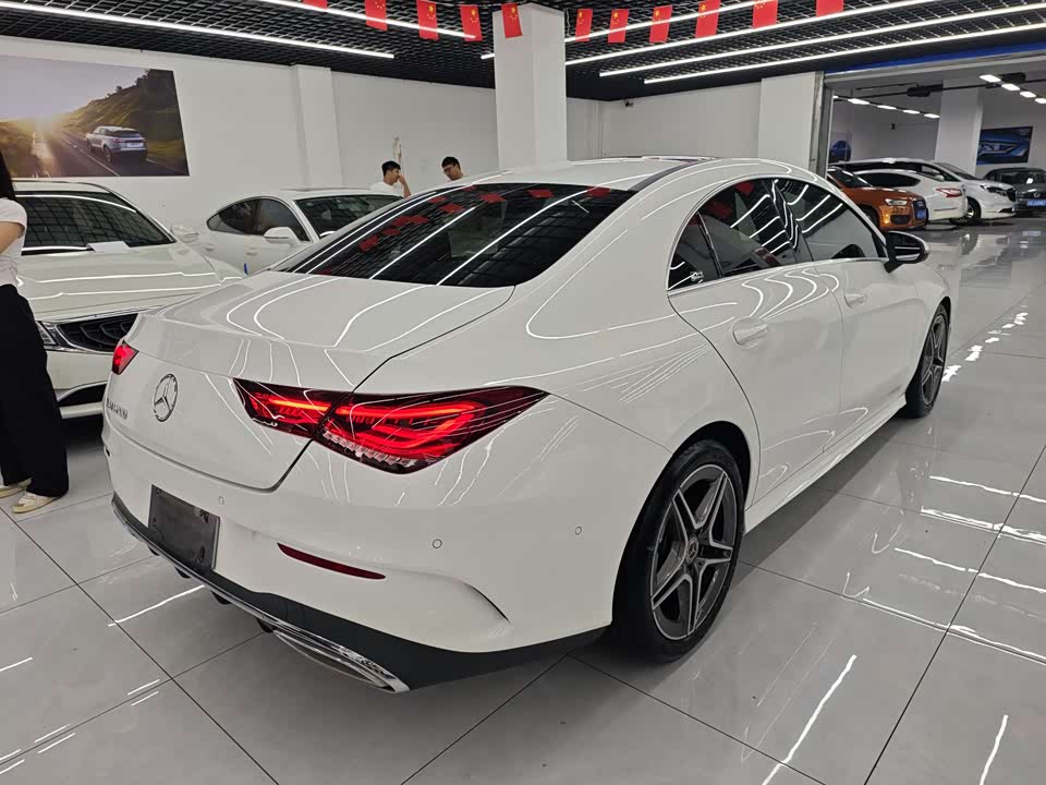 Mercedes-Benz CLA