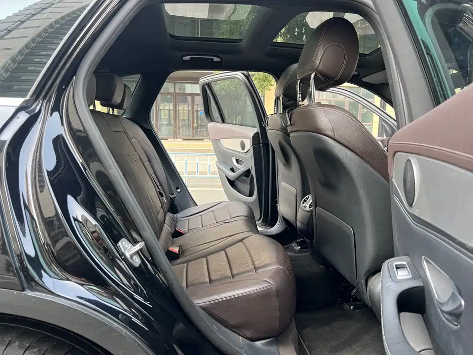 Mercedes-Benz GLC Mercedes-Benz GLC