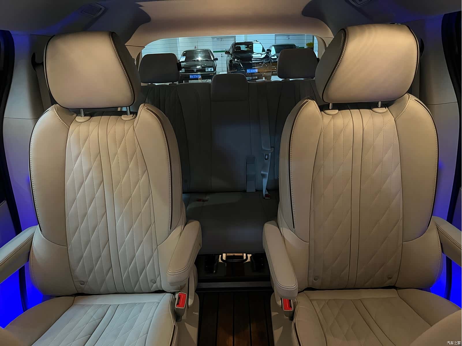 Buick GL8, 2022 18