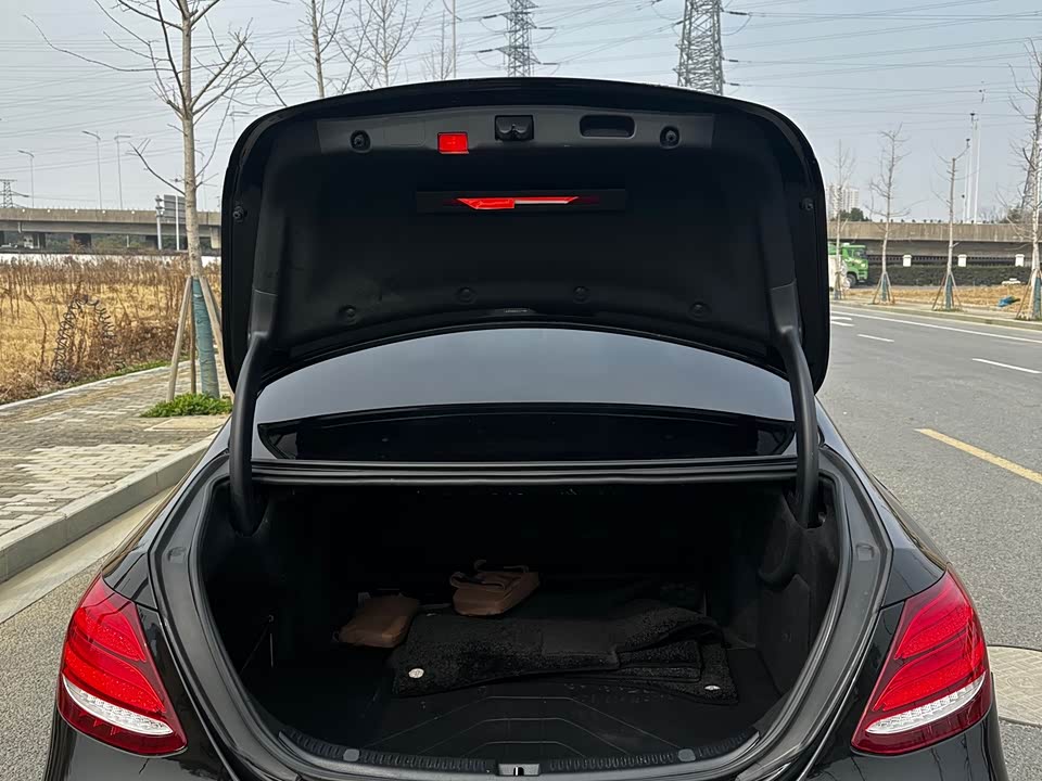 Mercedes-Benz E-class Mercedes-Benz E-class