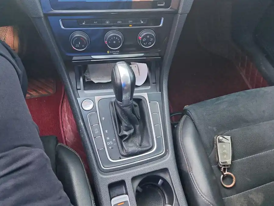Volkswagen Golf Volkswagen Golf