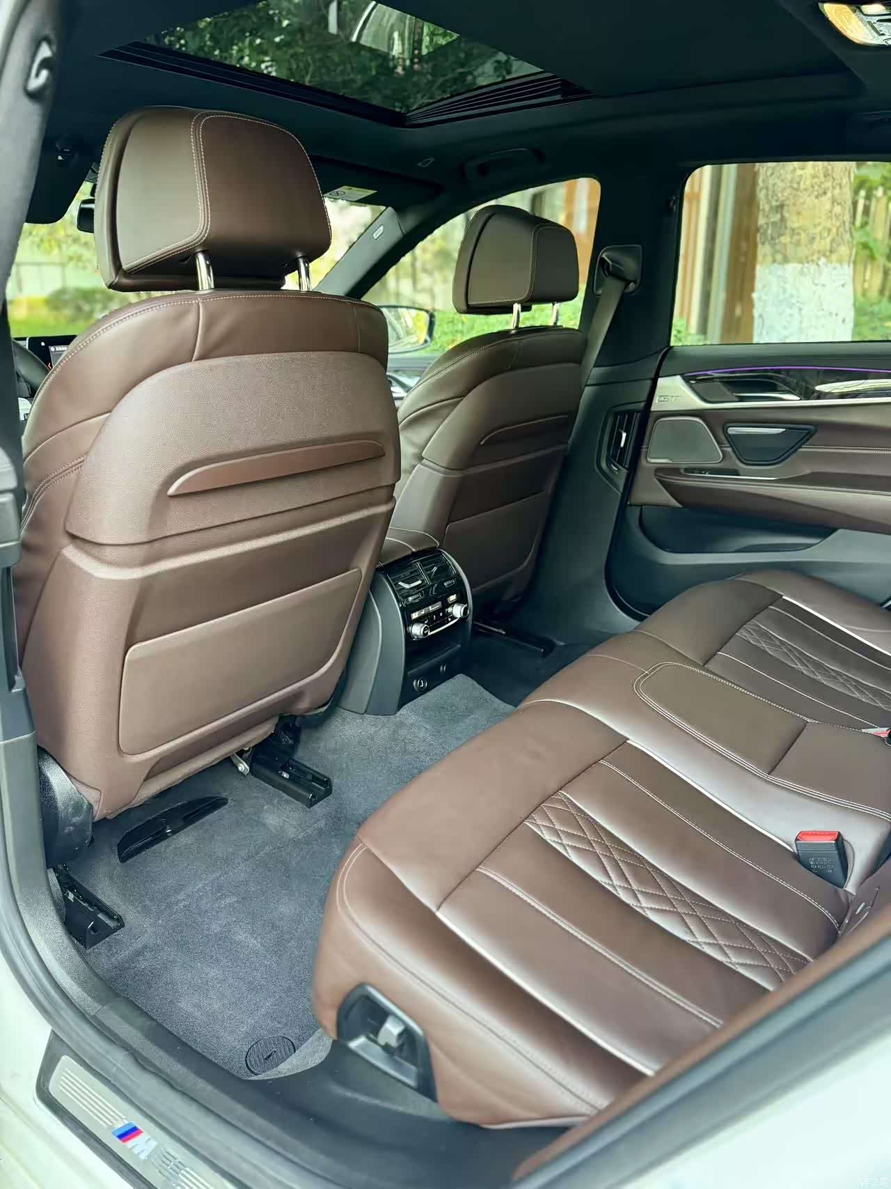 BMW 6 Series GT, 2018 все фото
