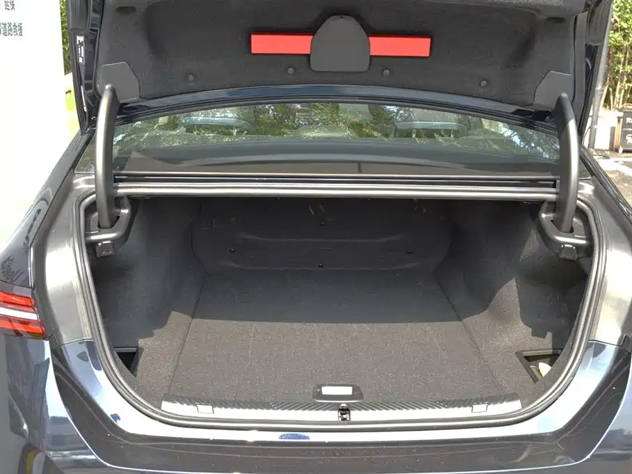 BMW i5 BMW i5