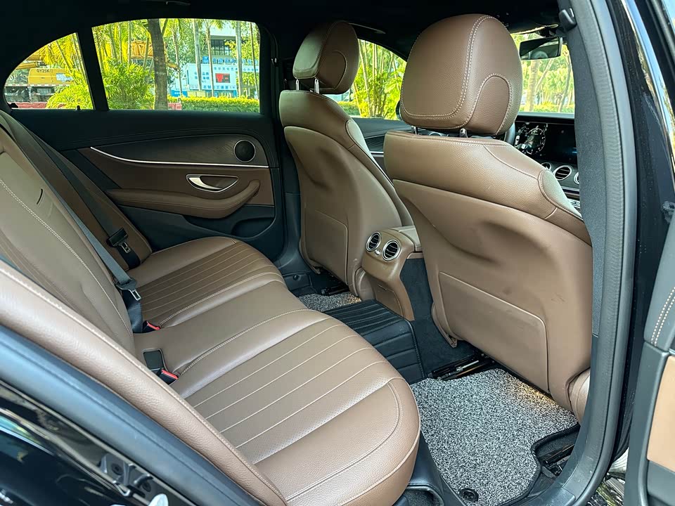 Mercedes-Benz E-class Mercedes-Benz E-class