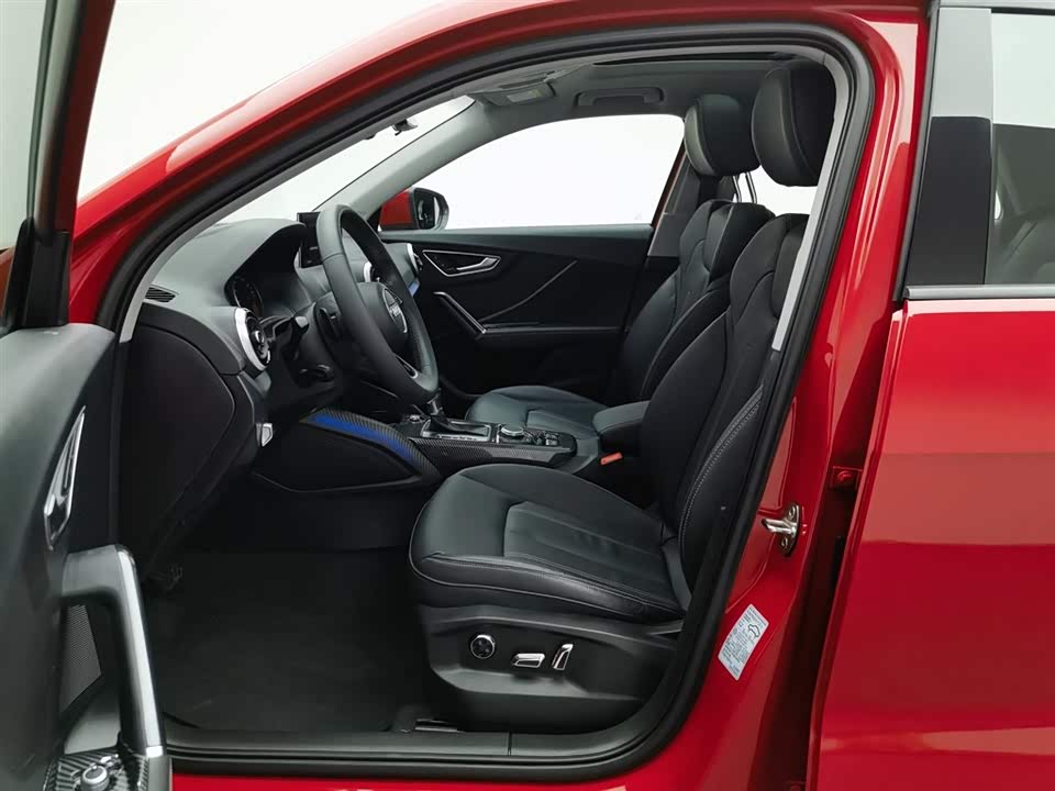 Audi Q2L Audi Q2L