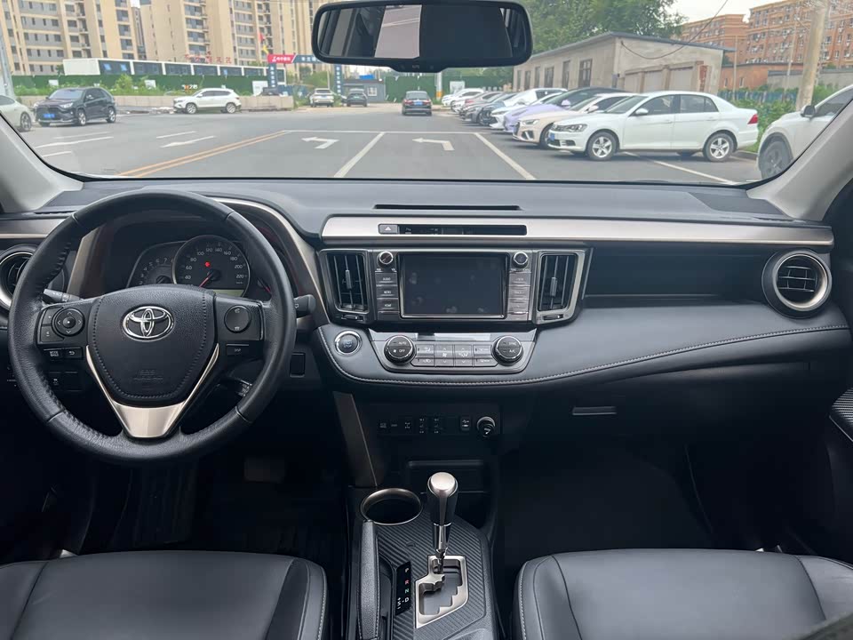 Toyota RAV4 Rongfang