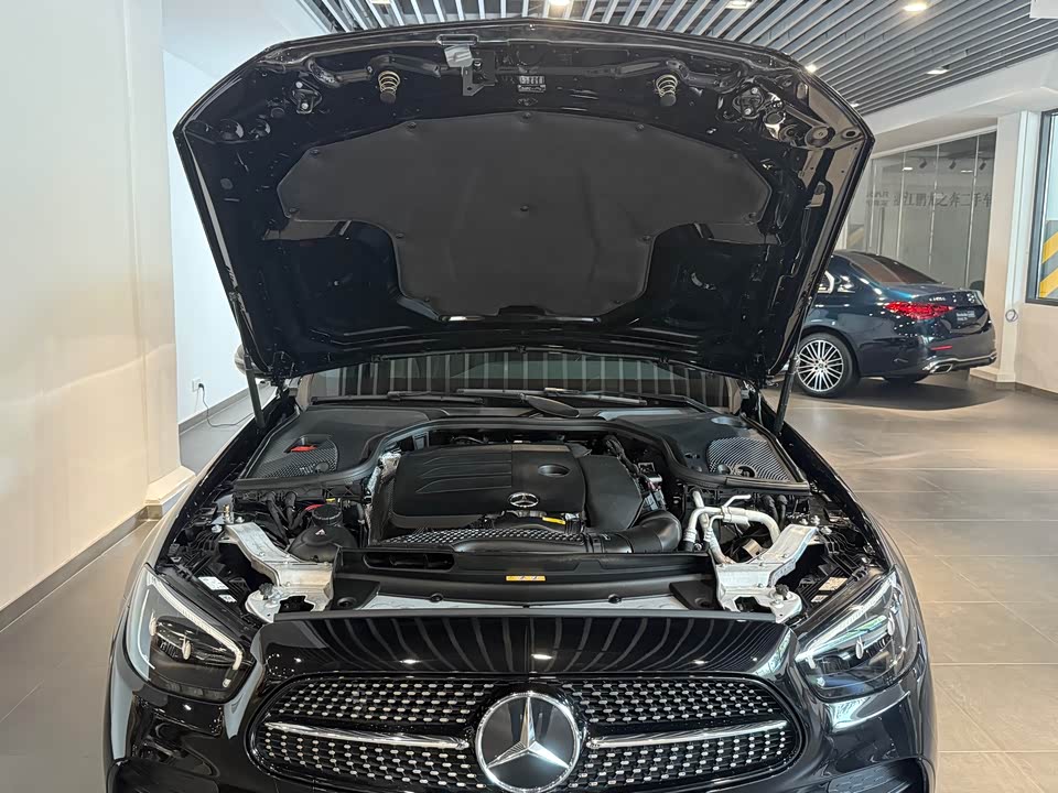 Mercedes-Benz E-class Mercedes-Benz E-class