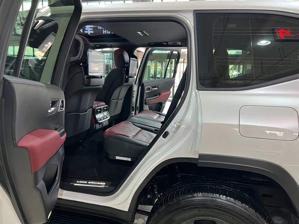 Toyota Land Cruiser Toyota Land Cruiser