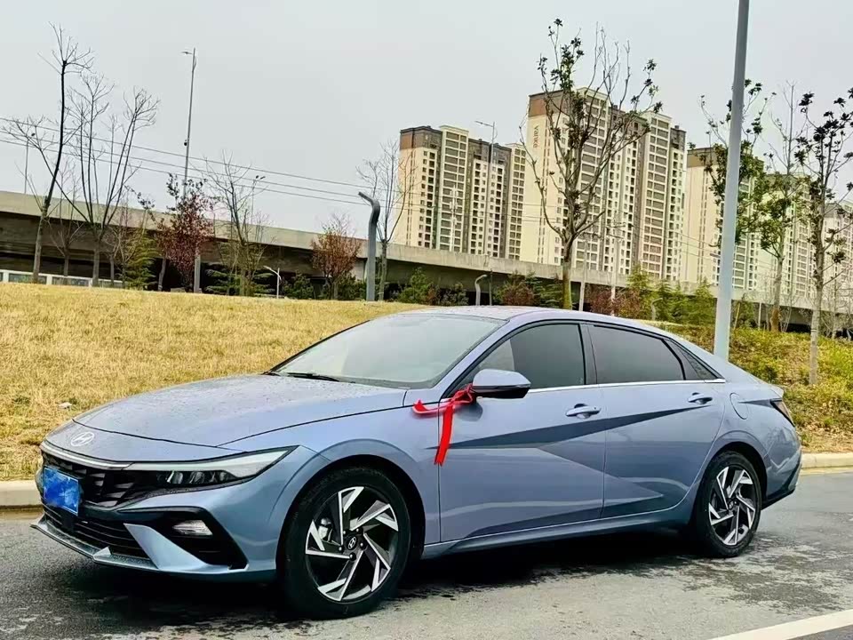 Hyundai Elantra