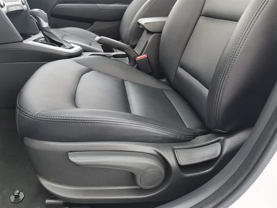 Hyundai Lead Hyundai Lead