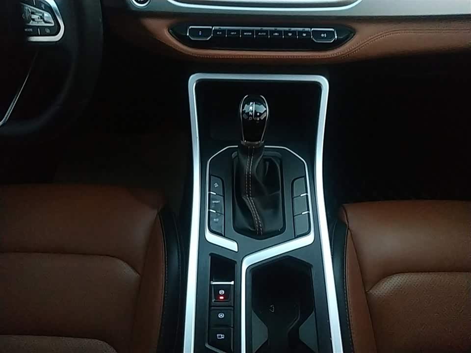 Geely Vision X6