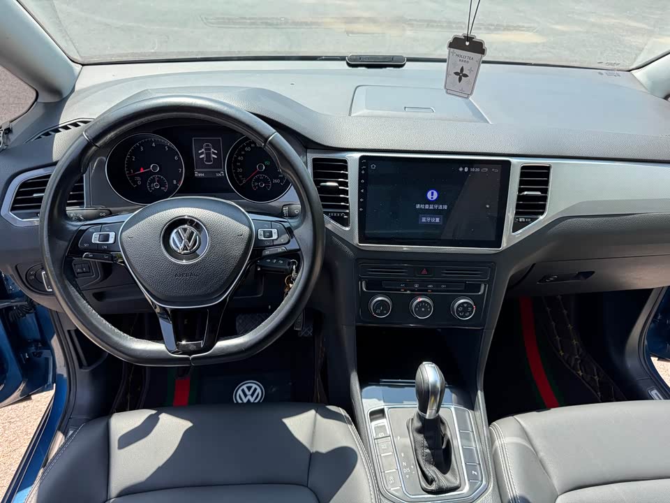 Volkswagen Golf*Jiayu Volkswagen Golf*Jiayu