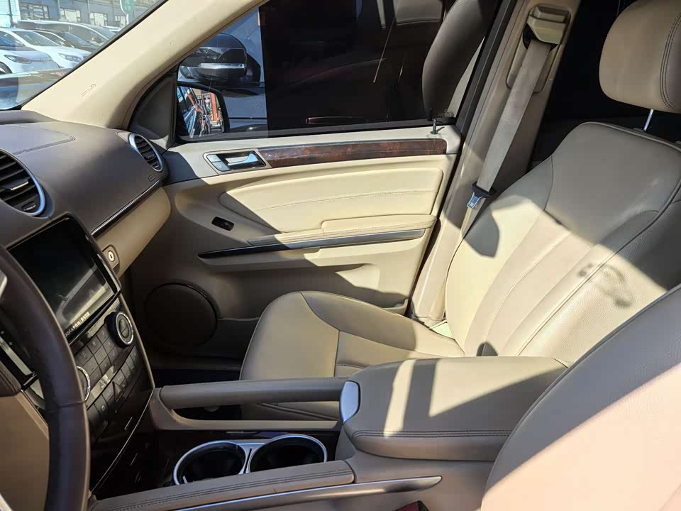 Mercedes-Benz GL grade