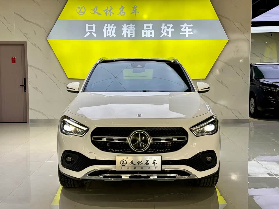 Mercedes-Benz GLA