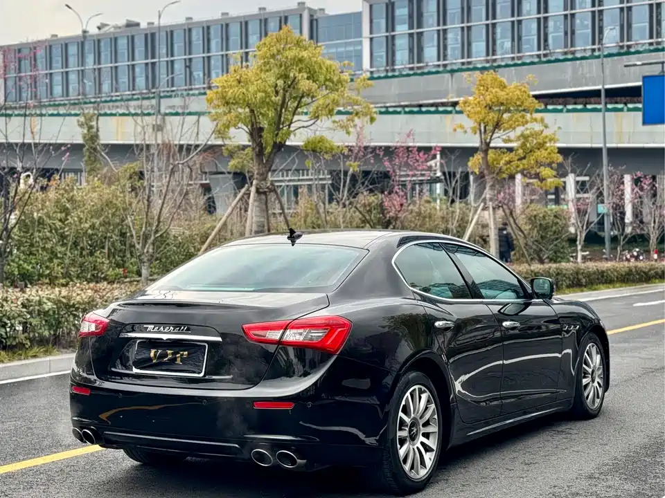 Maserati Ghibli Maserati Ghibli